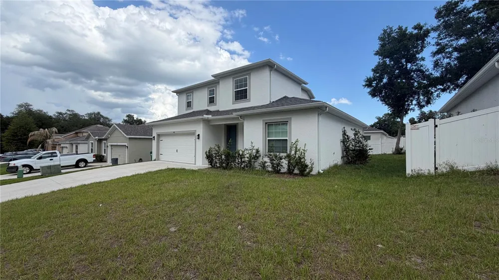 408 CIERRA OAKS CIRCLE Lady Lake, FL 32159