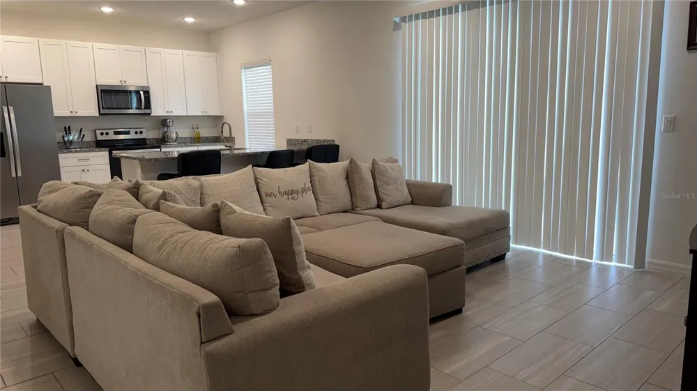 408 CIERRA OAKS CIRCLE Lady Lake, FL 32159