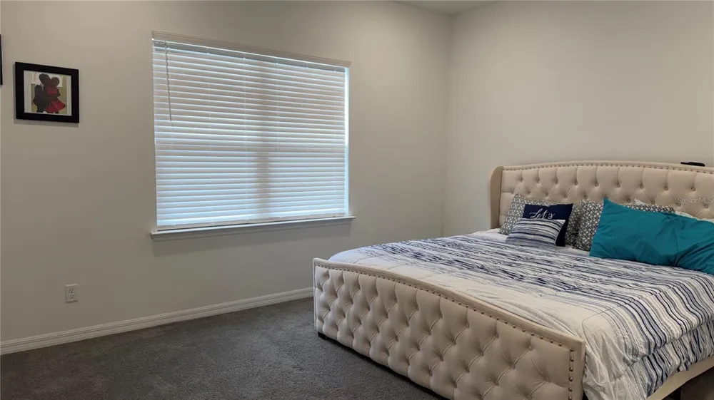 408 CIERRA OAKS CIRCLE Lady Lake, FL 32159