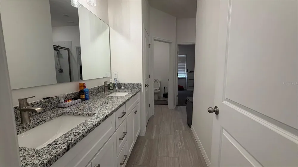408 CIERRA OAKS CIRCLE Lady Lake, FL 32159
