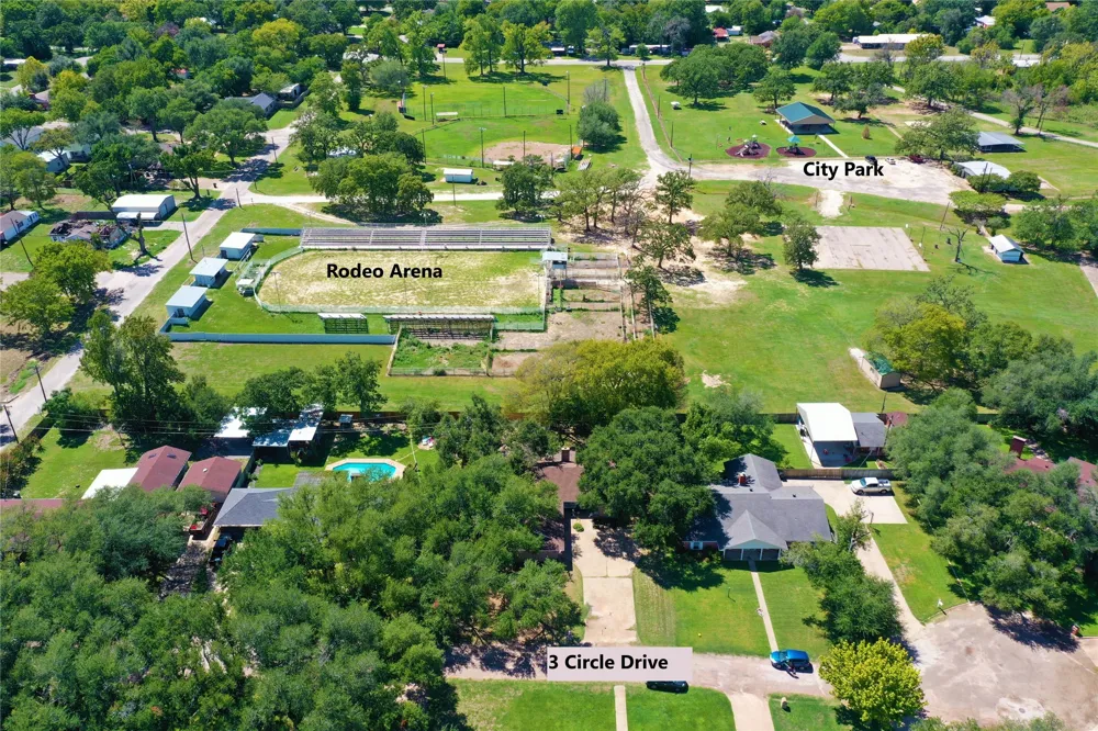 3 Circle Drive Teague, TX 75860
