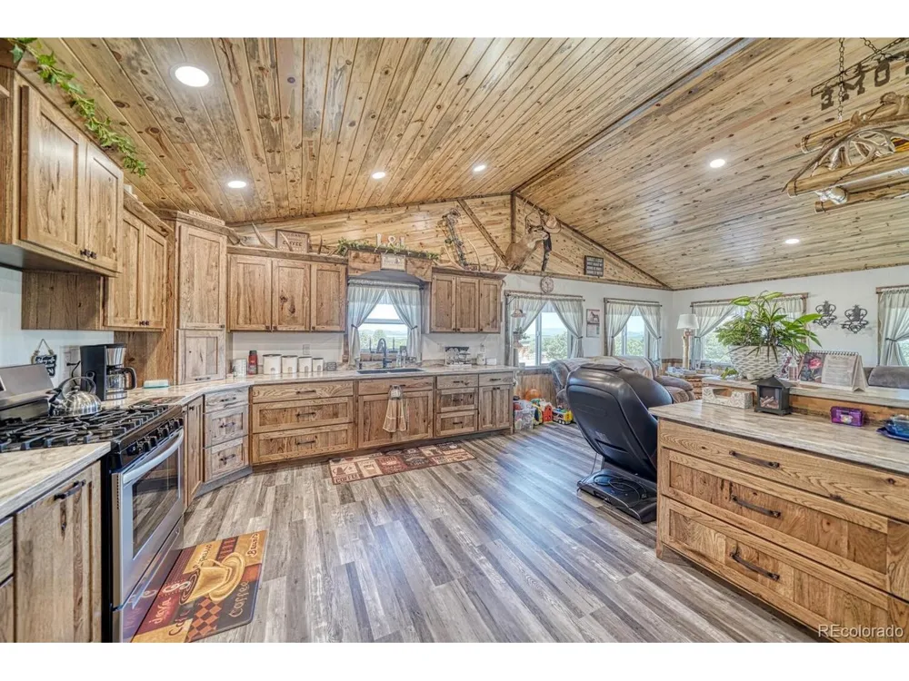 1625 Black Cloud Circle Westcliffe, CO 81252