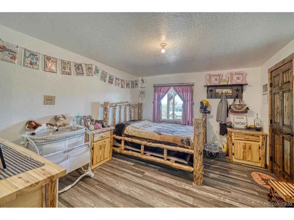 1625 Black Cloud Circle Westcliffe, CO 81252
