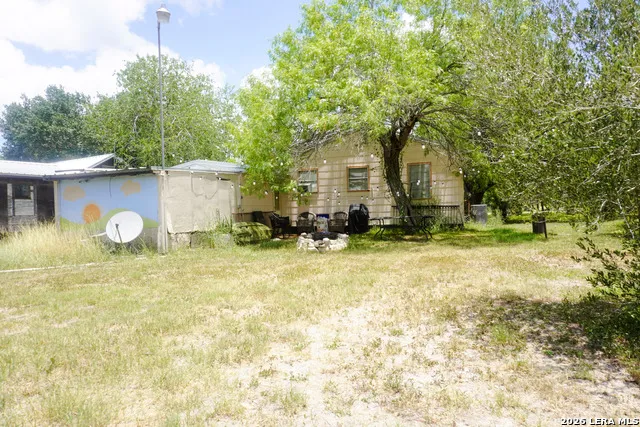 115 Lake Terrace Lake City, TX 78368