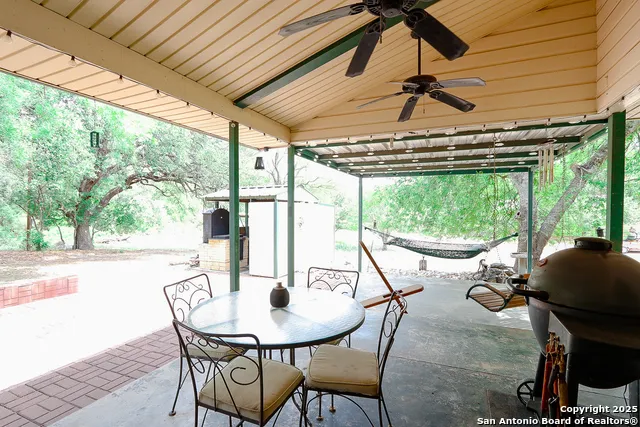 39 Oak Brackettville, TX 78832