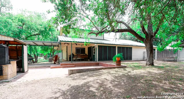 39 Oak Brackettville, TX 78832