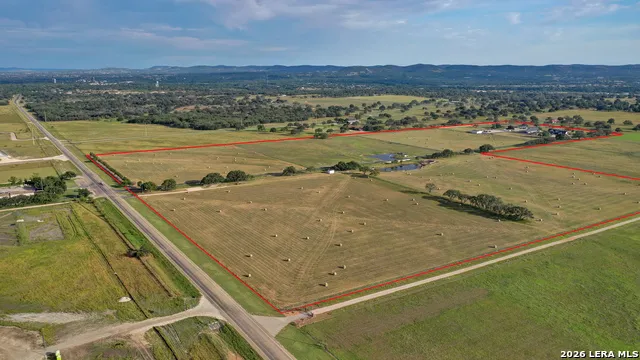 2021 Fm 3240 Bandera, TX 78003