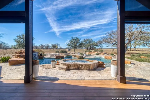 2021 Fm 3240 Bandera, TX 78003