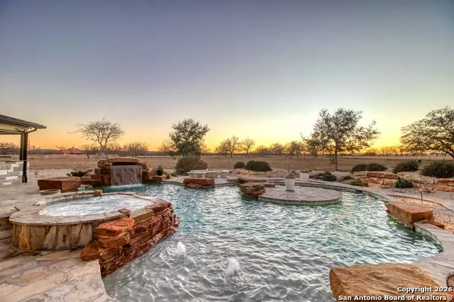 2021 Fm 3240 Bandera, TX 78003