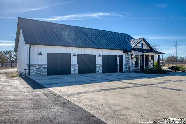 2021 Fm 3240 Bandera, TX 78003