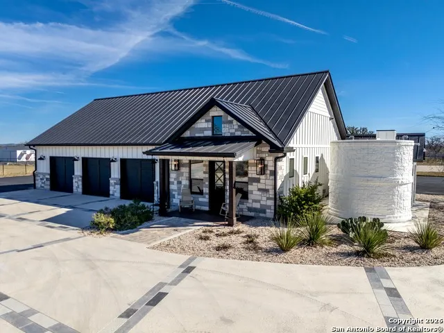 2021 Fm 3240 Bandera, TX 78003