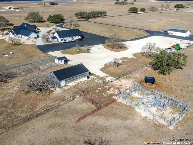 2021 Fm 3240 Bandera, TX 78003