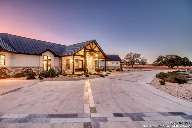 2021 Fm 3240 Bandera, TX 78003