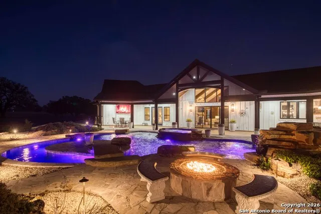 2021 Fm 3240 Bandera, TX 78003