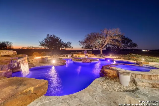 2021 Fm 3240 Bandera, TX 78003