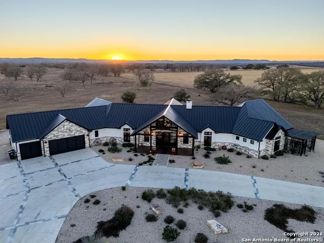 2021 Fm 3240 Bandera, TX 78003