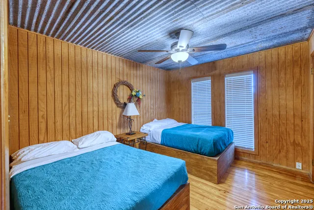 186 Cat Claw Mtn Concan, TX 78838