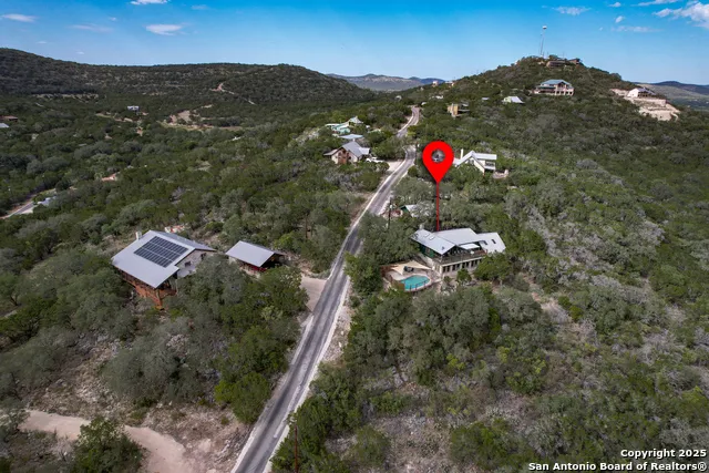 186 Cat Claw Mtn Concan, TX 78838