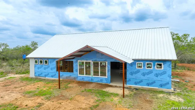 16763 Fm 1333 Charlotte, TX 78011