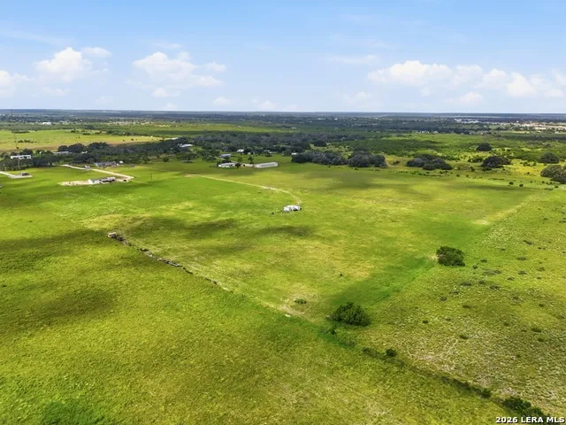 TBD CR 777 Devine, TX 78016