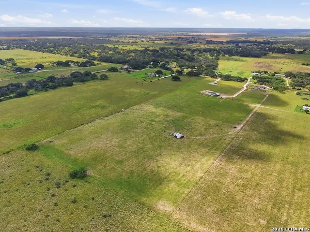 TBD CR 777 Devine, TX 78016
