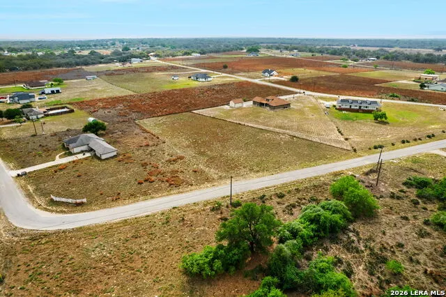 215 Mustang Ridge Natalia, TX 78059
