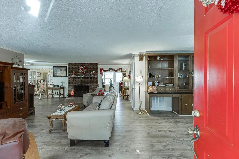 329 RIVERBEND DRIVE DRIVE Royston, GA 30662