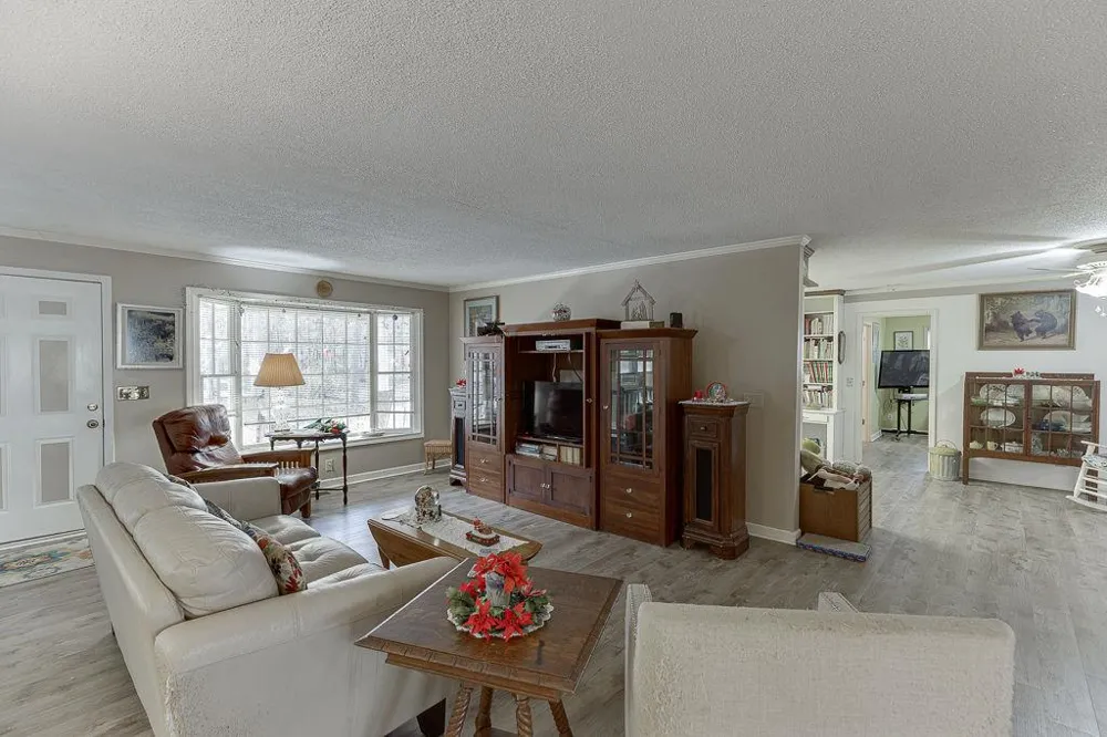 329 RIVERBEND DRIVE DRIVE Royston, GA 30662