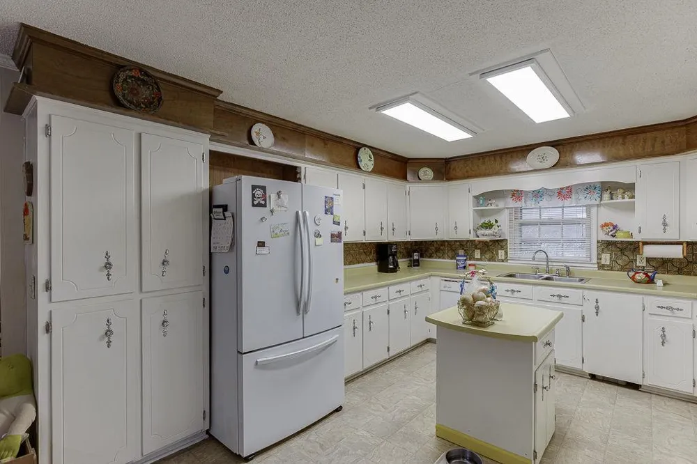 329 RIVERBEND DRIVE DRIVE Royston, GA 30662