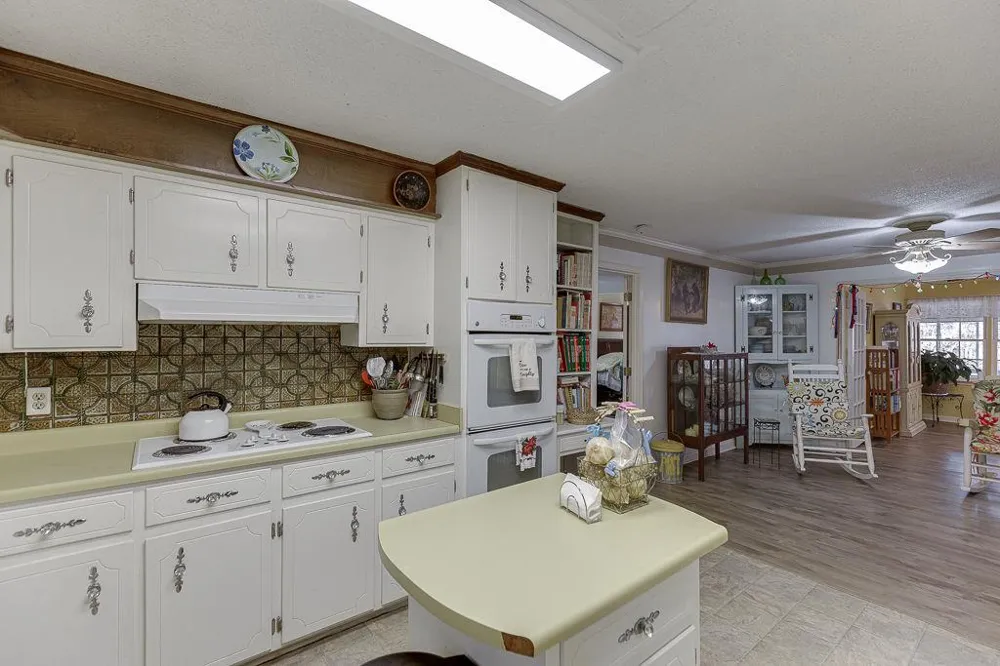 329 RIVERBEND DRIVE DRIVE Royston, GA 30662