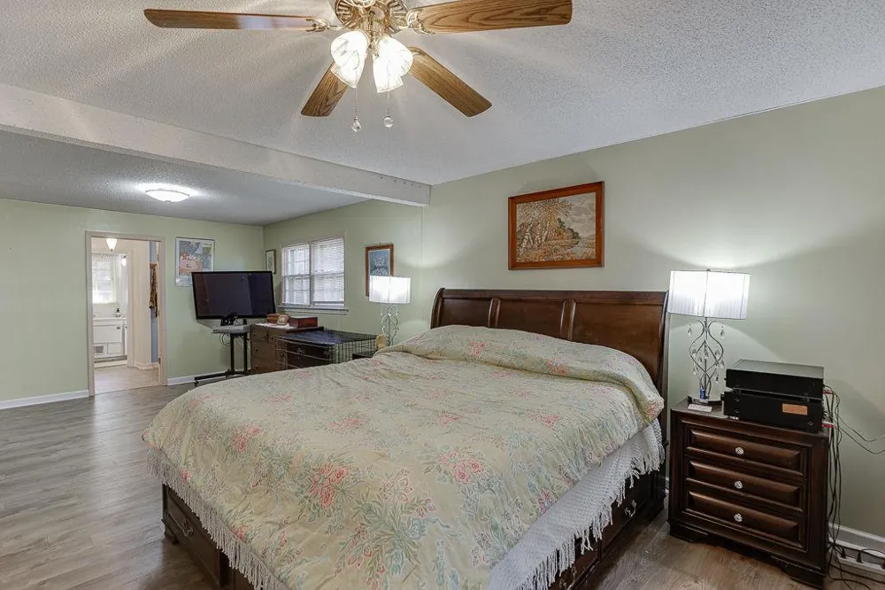 329 RIVERBEND DRIVE DRIVE Royston, GA 30662