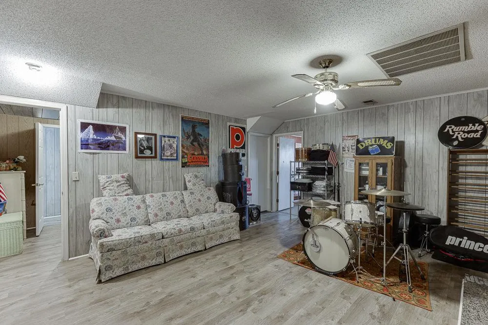 329 RIVERBEND DRIVE DRIVE Royston, GA 30662