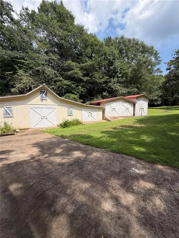 329 RIVERBEND DRIVE DRIVE Royston, GA 30662