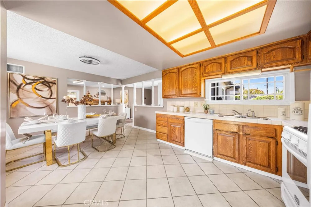 528 Essex Glendora, CA 91740