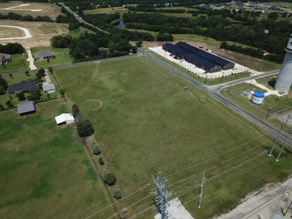 Fm 121 Van Alstyne, TX 75495