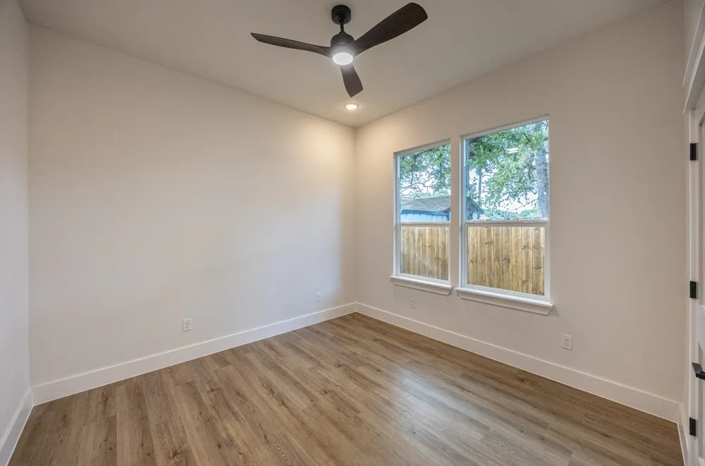 2902 Hiawatha Trail Lake Worth, TX 76135