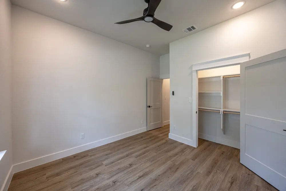 2902 Hiawatha Trail Lake Worth, TX 76135