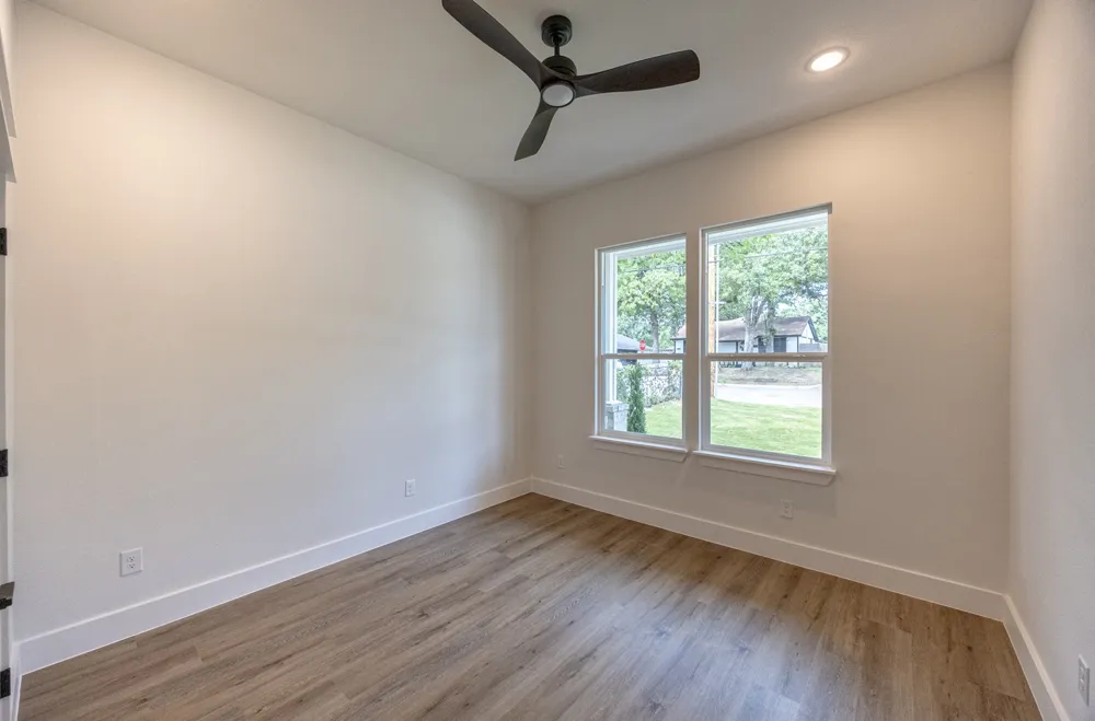 2902 Hiawatha Trail Lake Worth, TX 76135