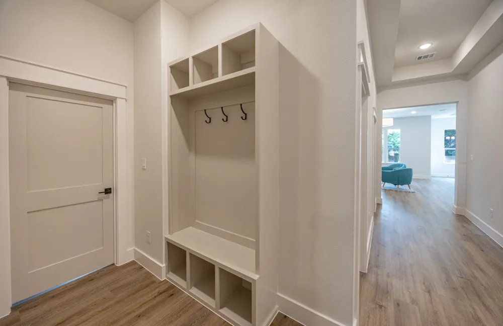 2902 Hiawatha Trail Lake Worth, TX 76135