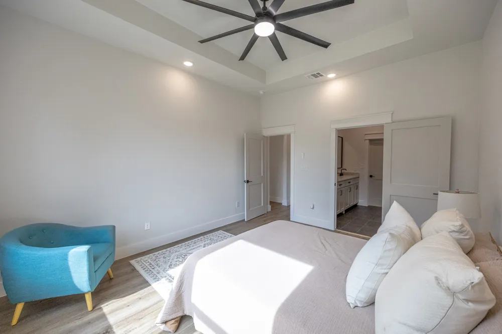 2902 Hiawatha Trail Lake Worth, TX 76135