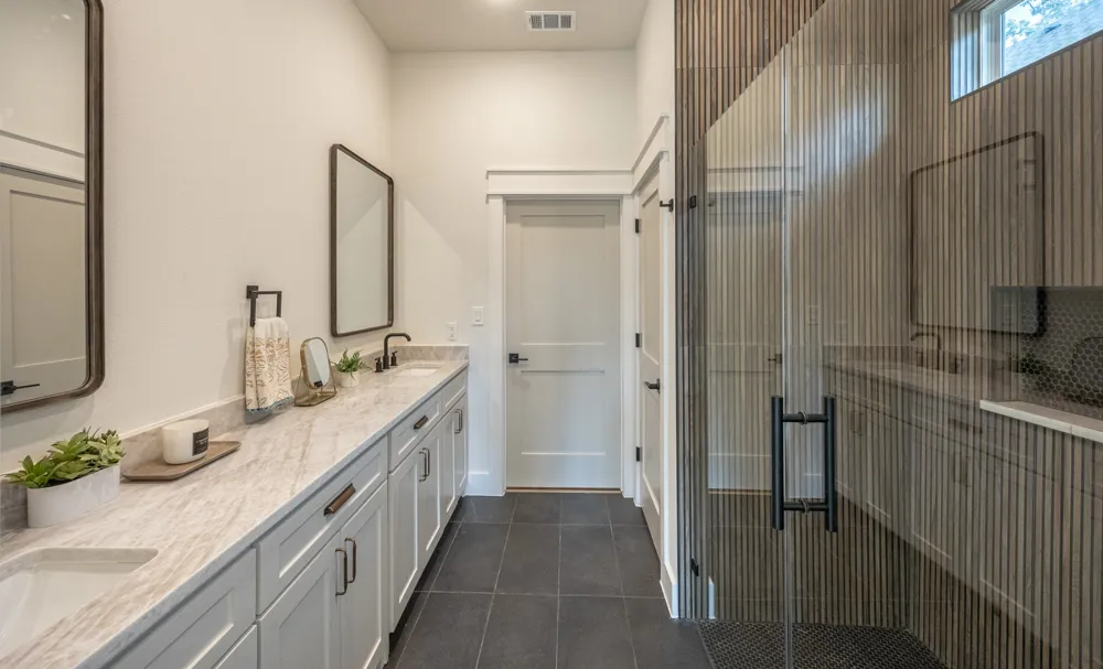 2902 Hiawatha Trail Lake Worth, TX 76135