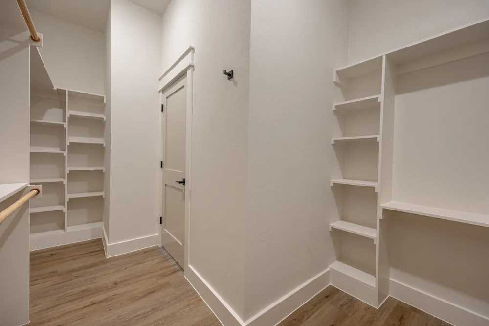 2902 Hiawatha Trail Lake Worth, TX 76135
