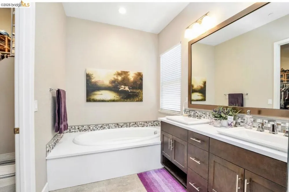 7295 Keyesport Way Discovery Bay, CA 94505