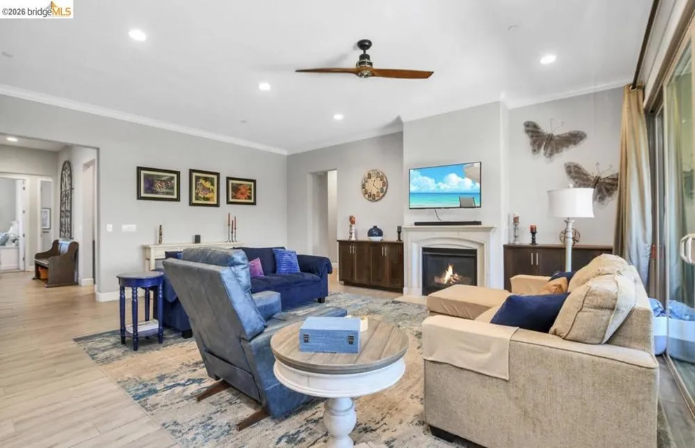 7295 Keyesport Way Discovery Bay, CA 94505