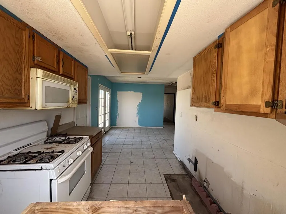 6943 Roberts Avenue 29 Palms, CA 92277