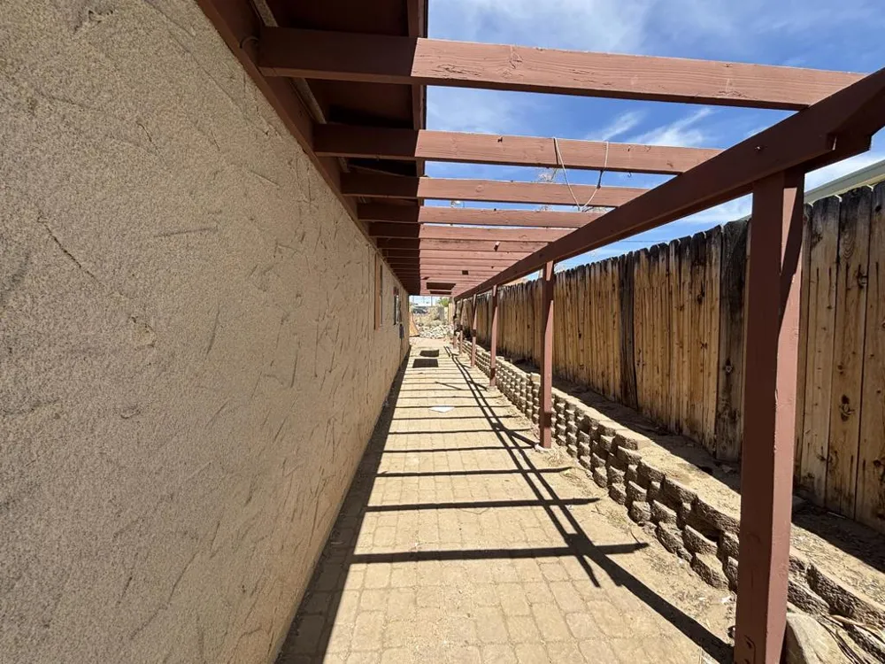 6943 Roberts Avenue 29 Palms, CA 92277