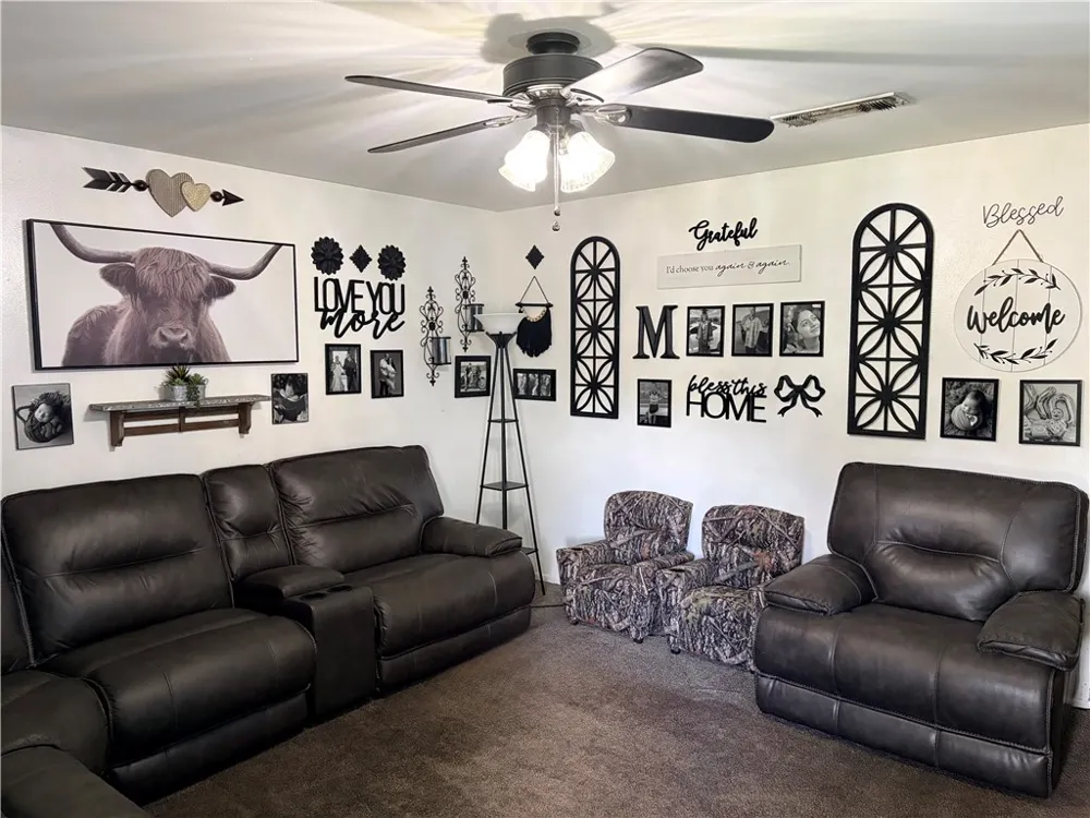 305 Birchwood Drive Kingsville, TX 78363