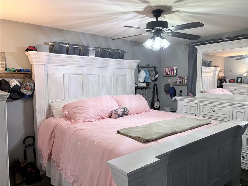 305 Birchwood Drive Kingsville, TX 78363