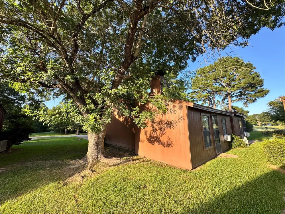 78 Westwood Drive W #TH3 Trinity, TX 75862