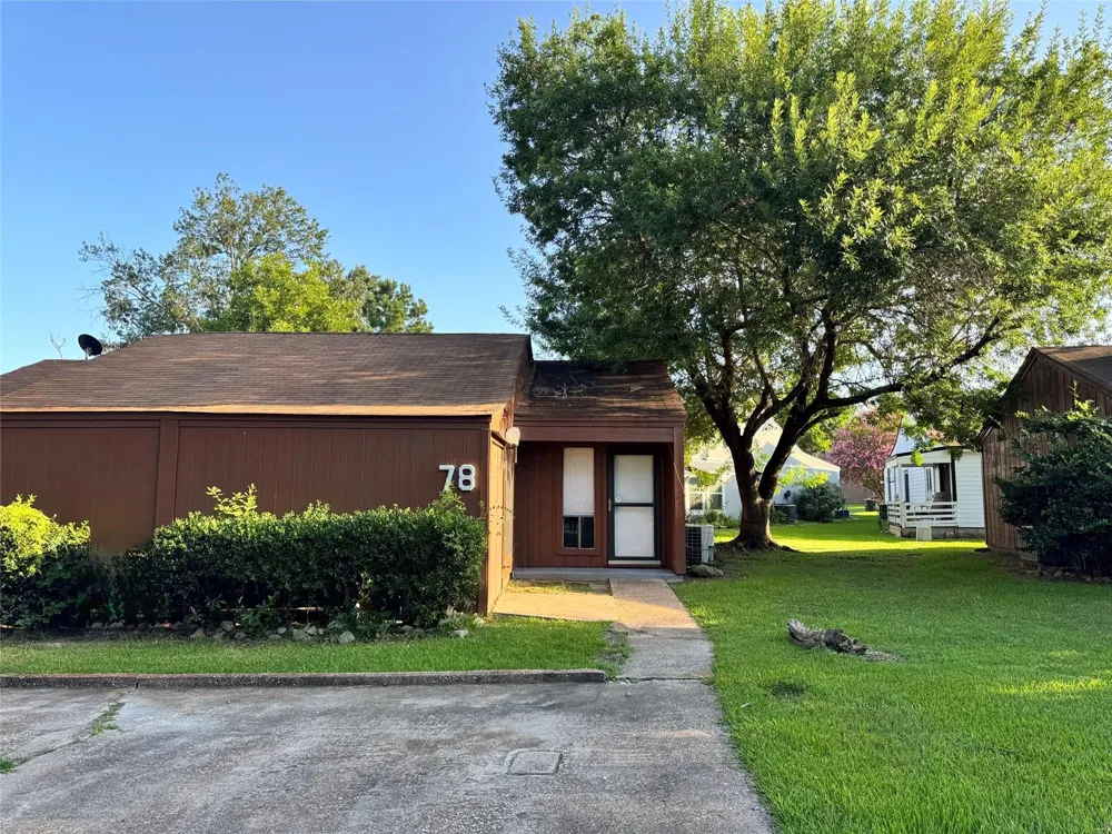 78 Westwood Drive W #TH3 Trinity, TX 75862